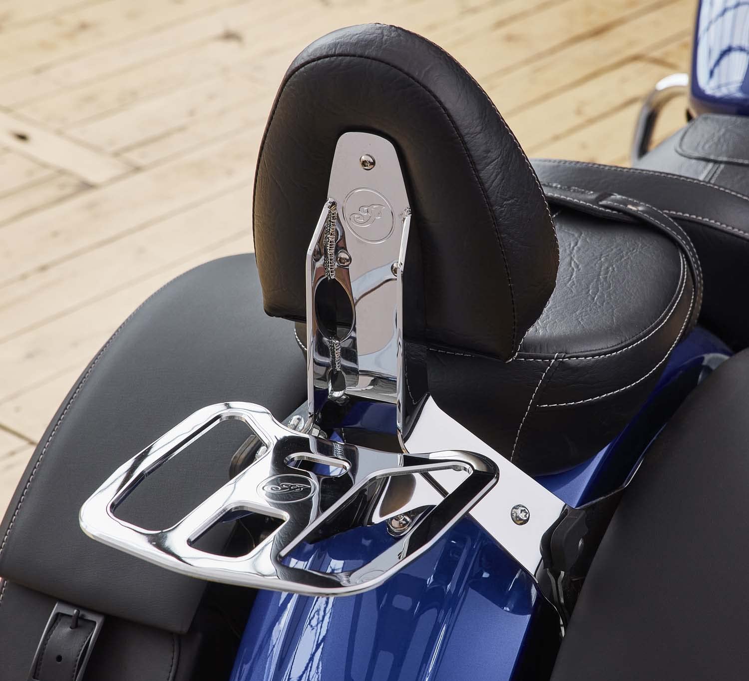 Indian Motorcycle 12 in Quick Release Passenger Sissy Bar 2880232-156