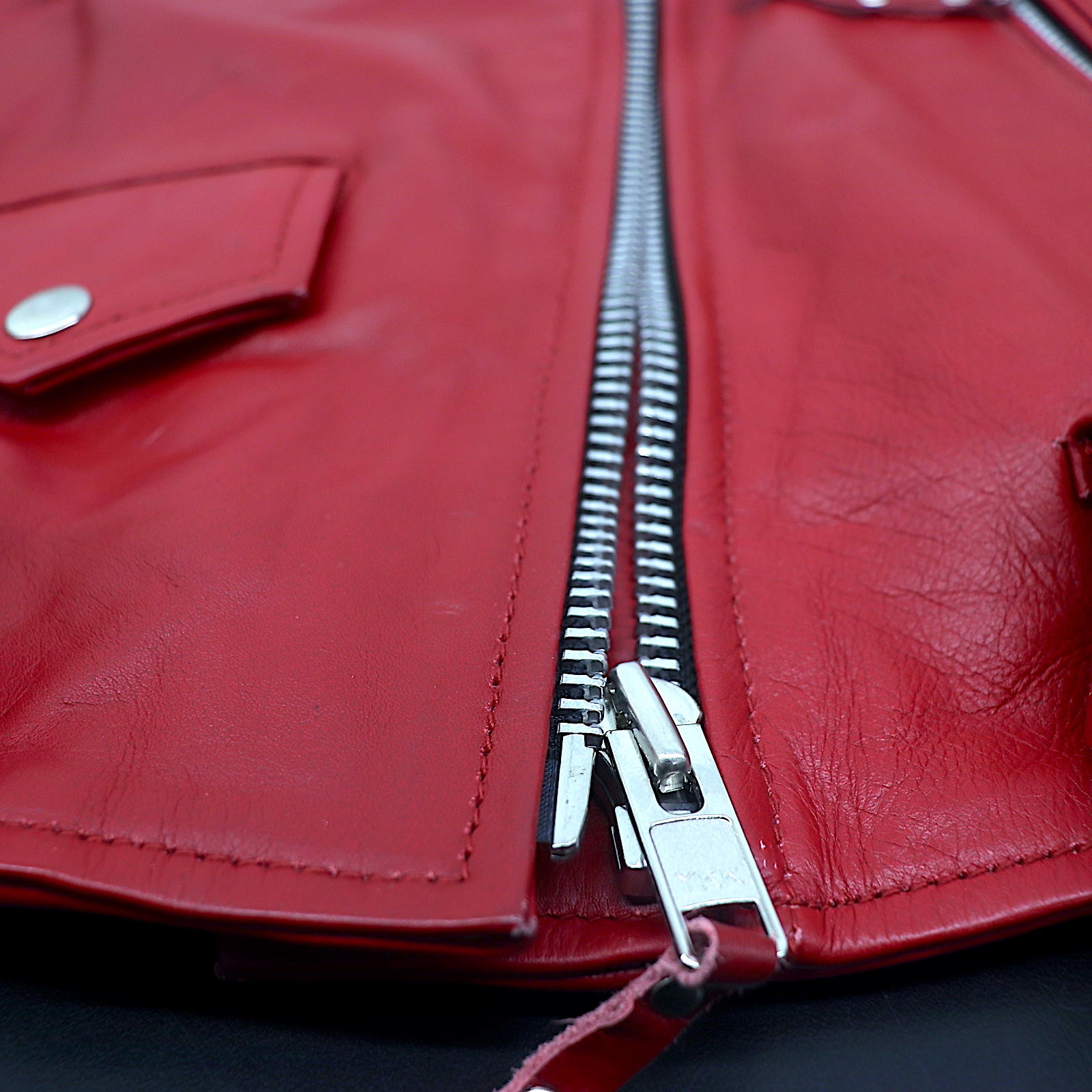 Derringer Vintage Red Womens Leather Jacket Small UN6832.01S - Open Box