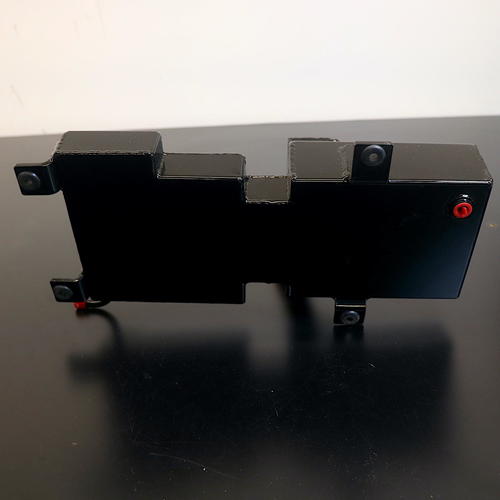 OEM Indian Oil Tank Assembly Black N11000019 12-13 Chief Classic - Open Box