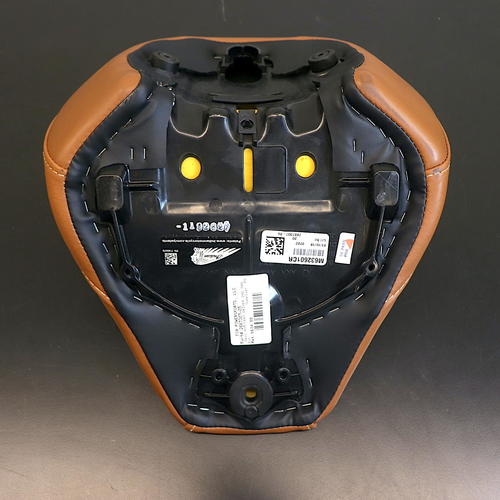Indian Motorcycle OEM Desert Tan Driver Solo Seat 2687307-05 - Open Box