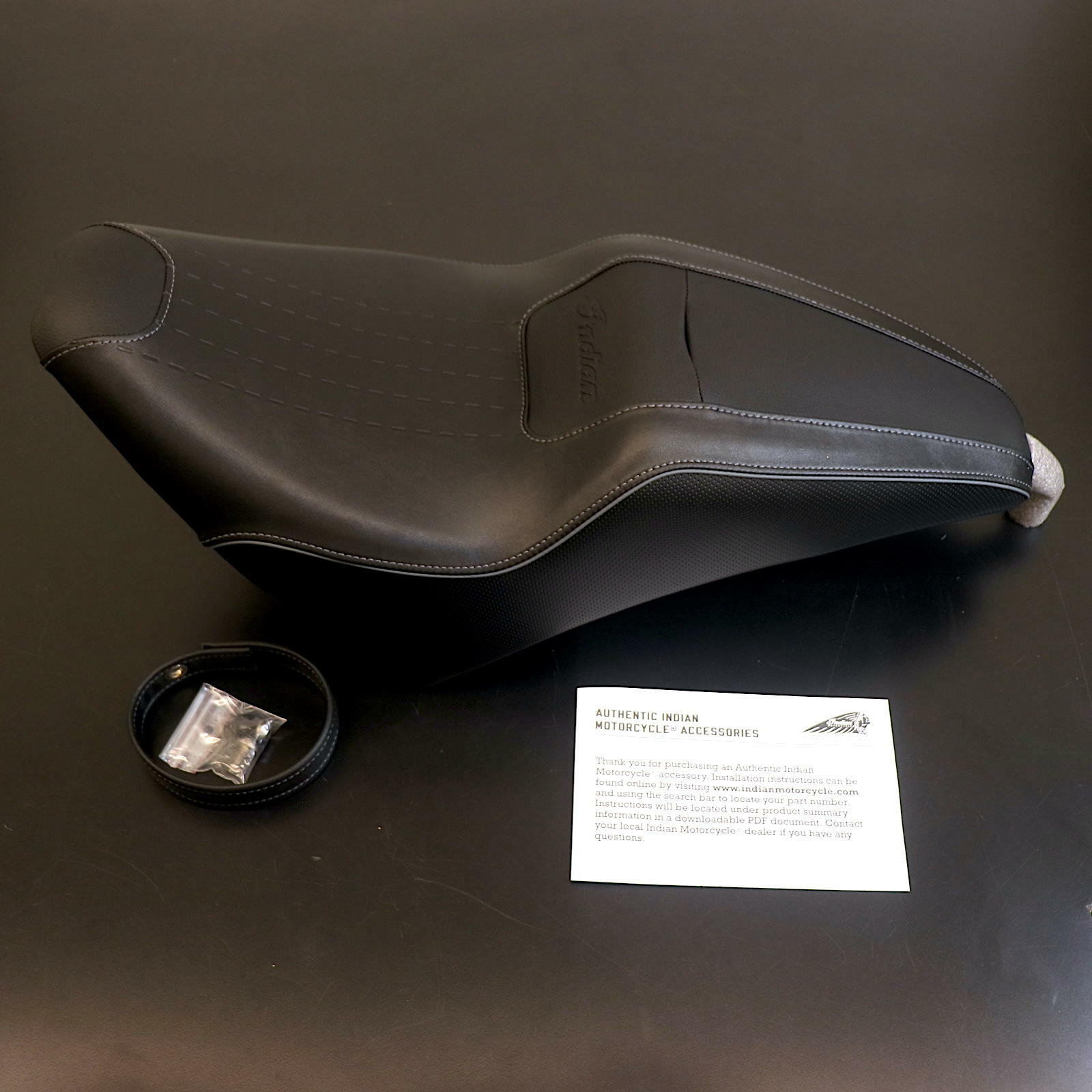 OEM Indian Chief Syndicate 2-Up Seat | Black | 2889664-VBA - Open Box