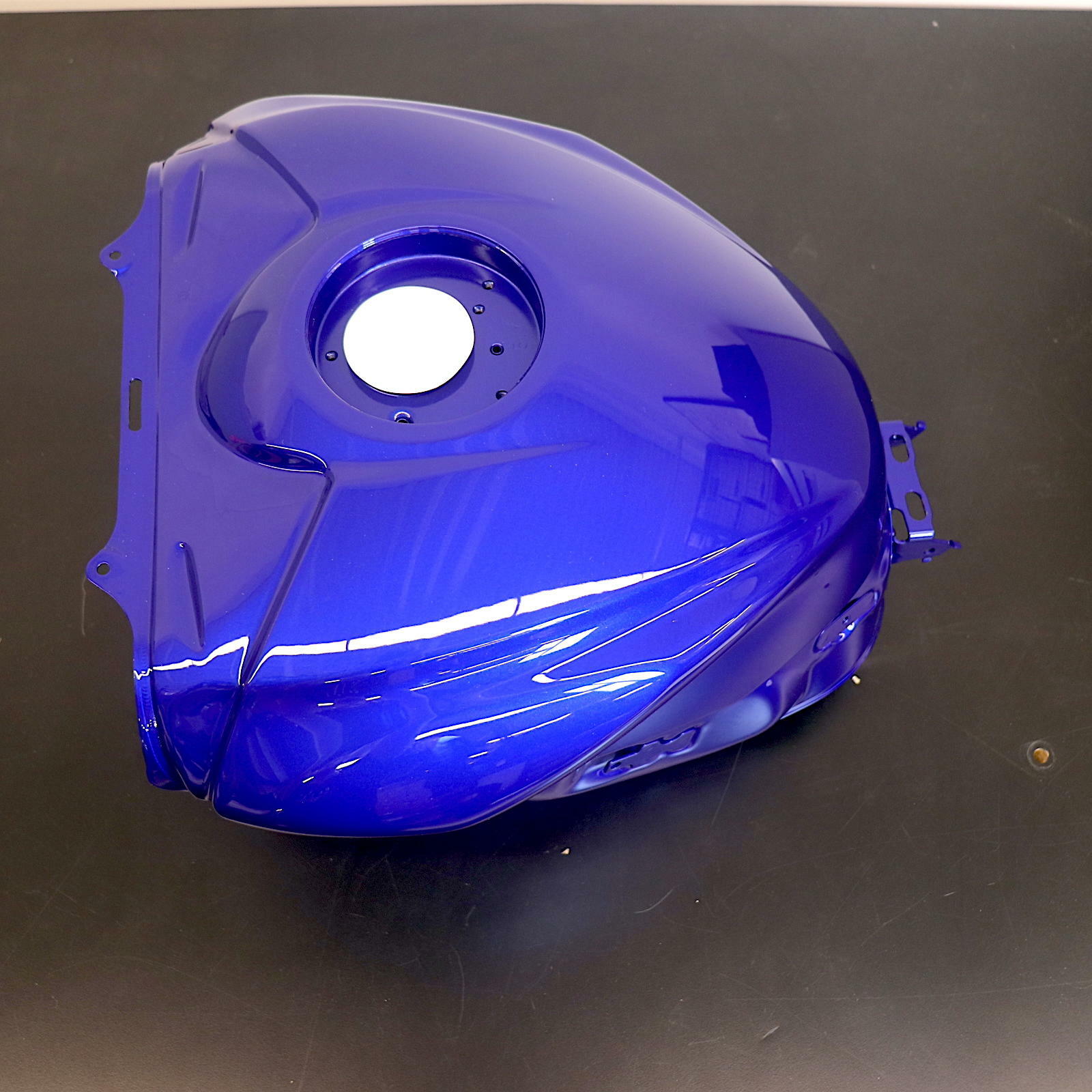 OPEN BOX OEM Yamaha R6 Fuel Tank | Yamaha Racing Blue | 13S-WK241-01-P0