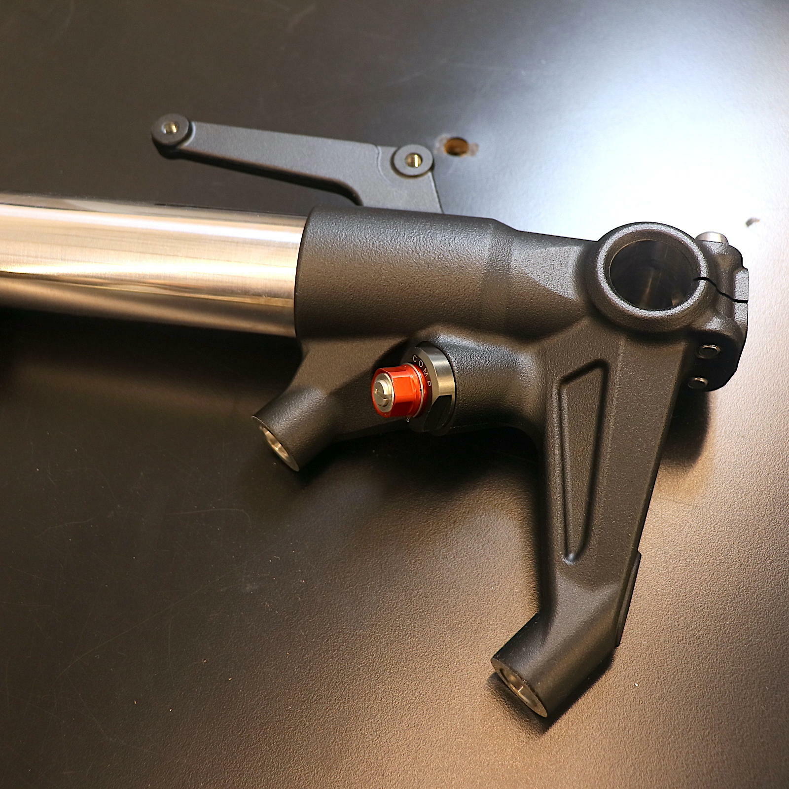 OPEN BOX OEM Triumph Daytona 675 Stanchion Front Fork | Right Hand Side | T2046801