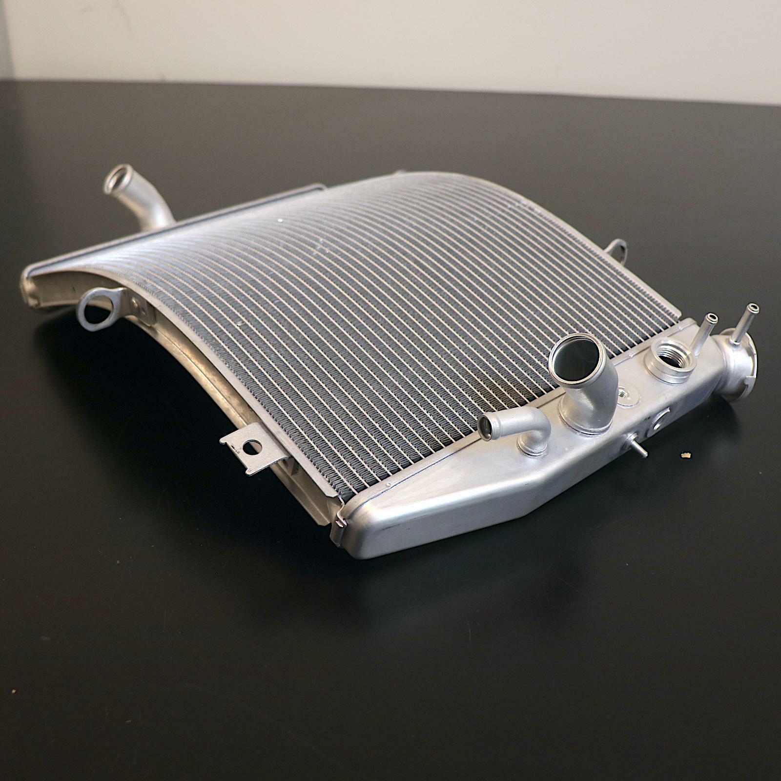 OPEN BOX OEM Suzuki Radiator Assembly | GSX-R 650 / 750 | 17710-29G00