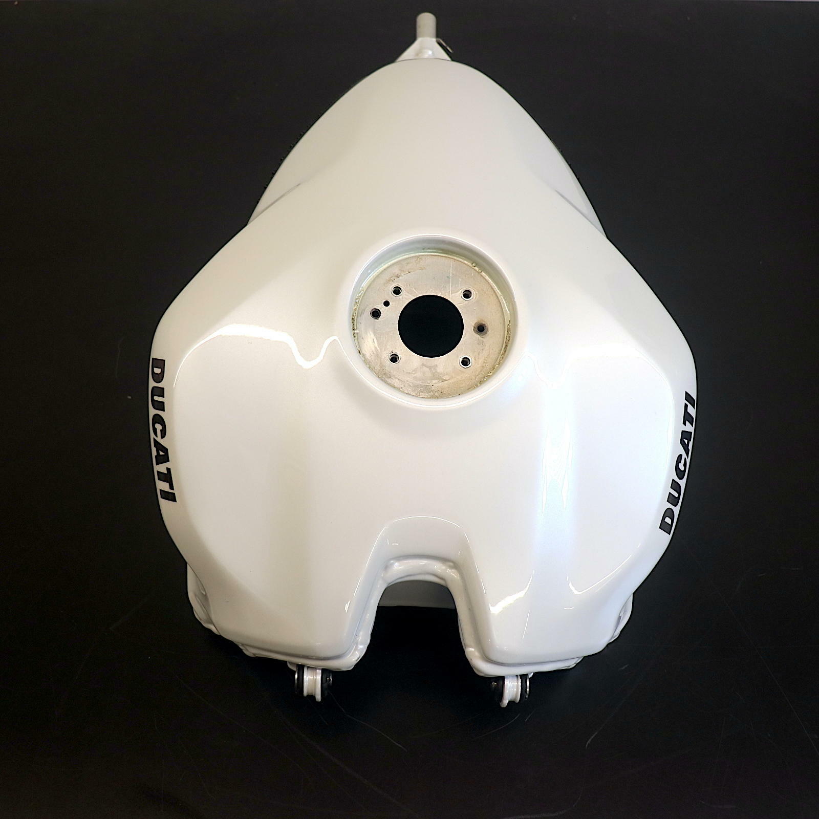 OEM Ducati Panigale 1199 Tank & Fuel Pump Assembly | Arctic White | DU1199-TANK-PUMP - Open Box