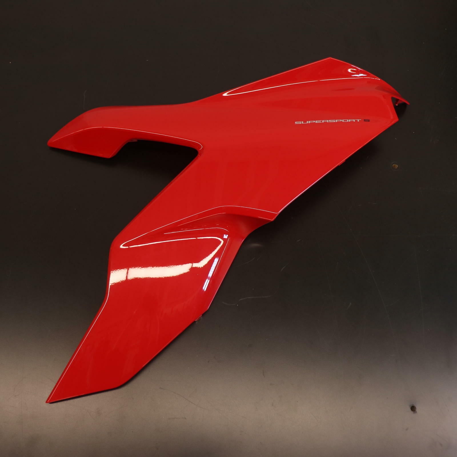 Ducati Super Sport Right Upper Fairing Red OEM 48019111BA - Open Box