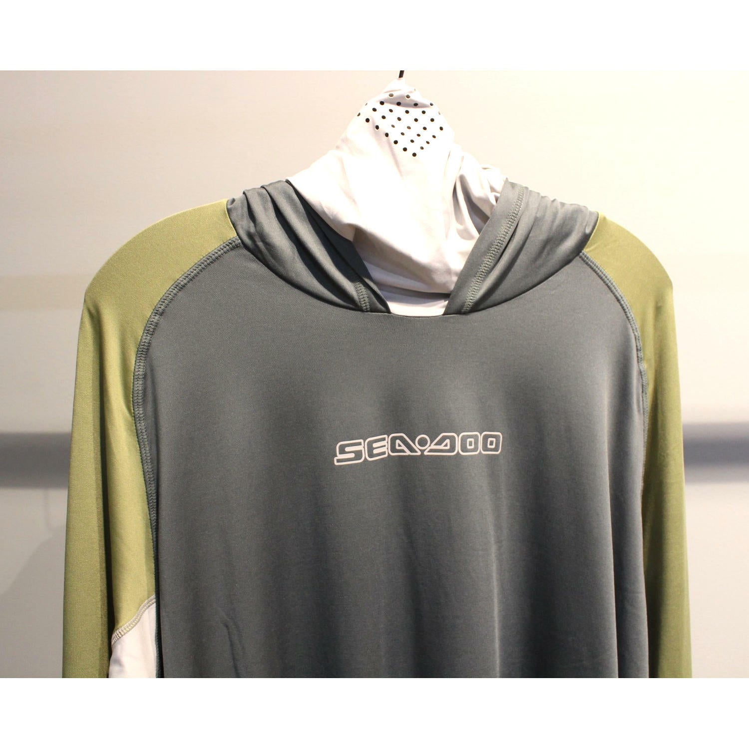 Sea-Doo OEM Men's Hooded LS Long Sleeve Shirt Magnesium 2XL 4546591424 - Open Box