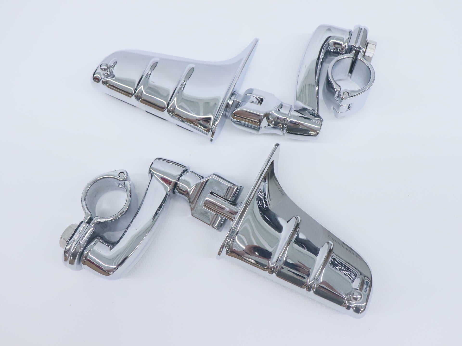 Kuryakyn Long Horn Offset Chrome Highway Pegs Sweptwing w/ 1.25" Clamps - 419062