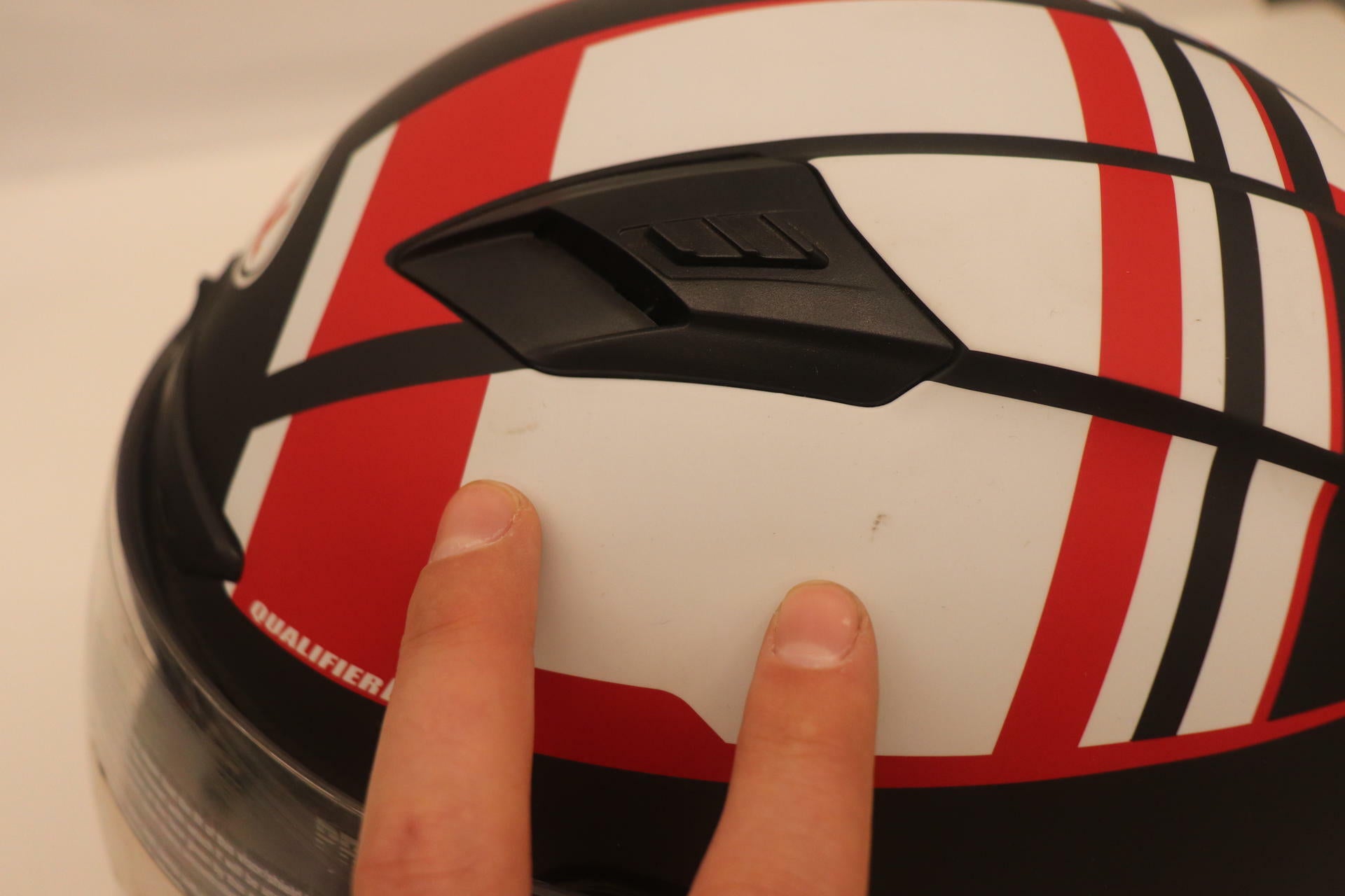 Bell Qualifier DLX MIPS Motorcycle Helmet Black Red 2XL 7108015 - Open Box
