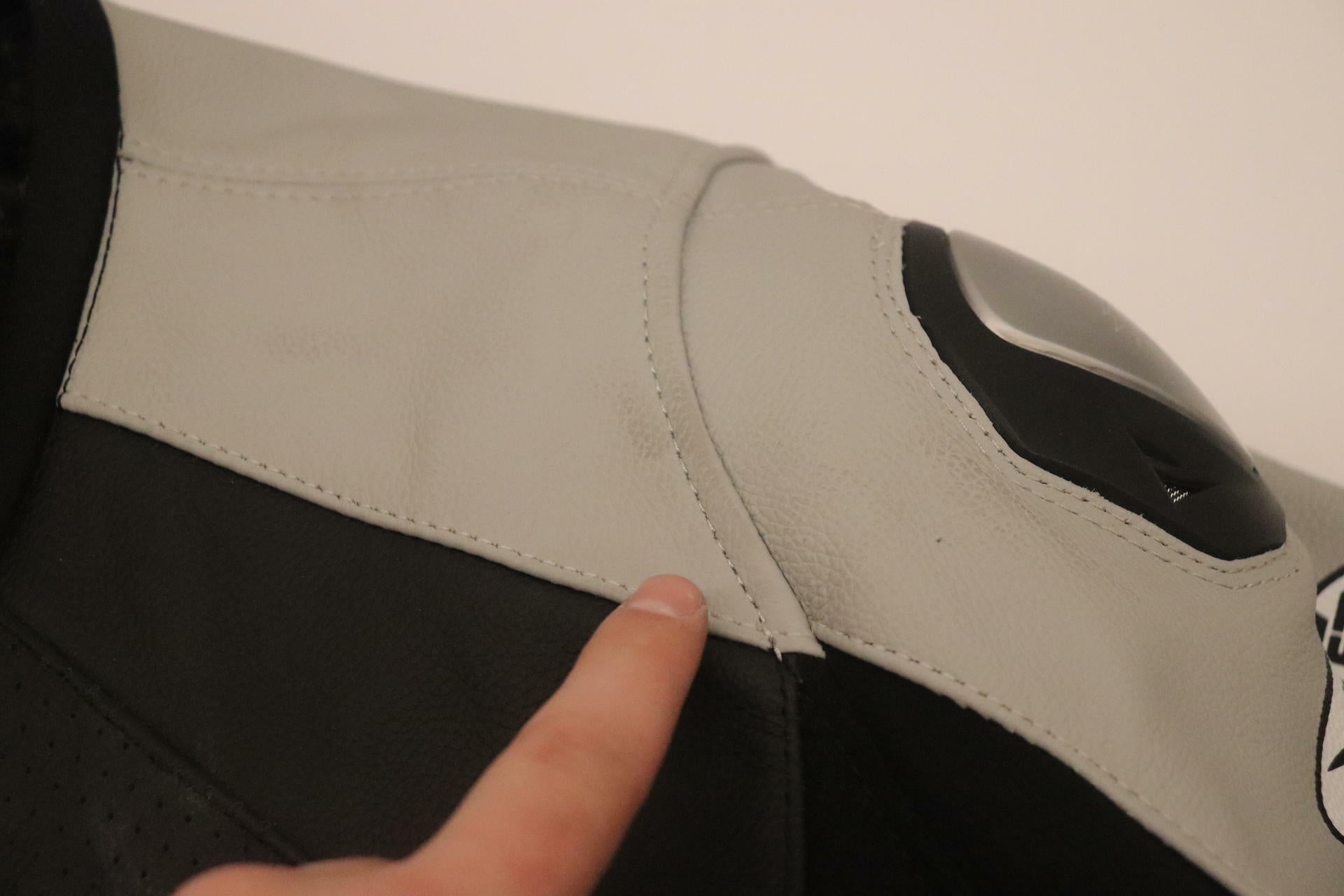 OPEN BOX - Joe Rocket One-Piece Leather Race Suit BLK/GRY- MENS sz46 - 2050-0046