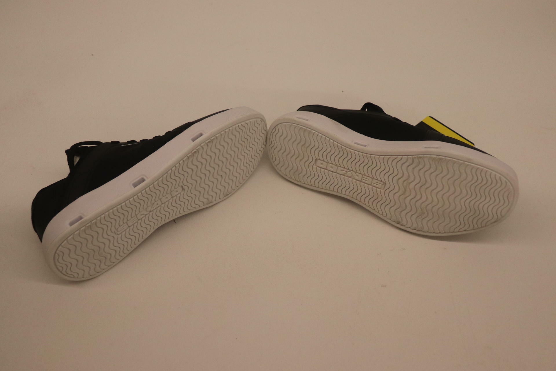 OPEN BOX - Sea-Doo Water Shoes BLACK - Unisex sz7 - 4442592790