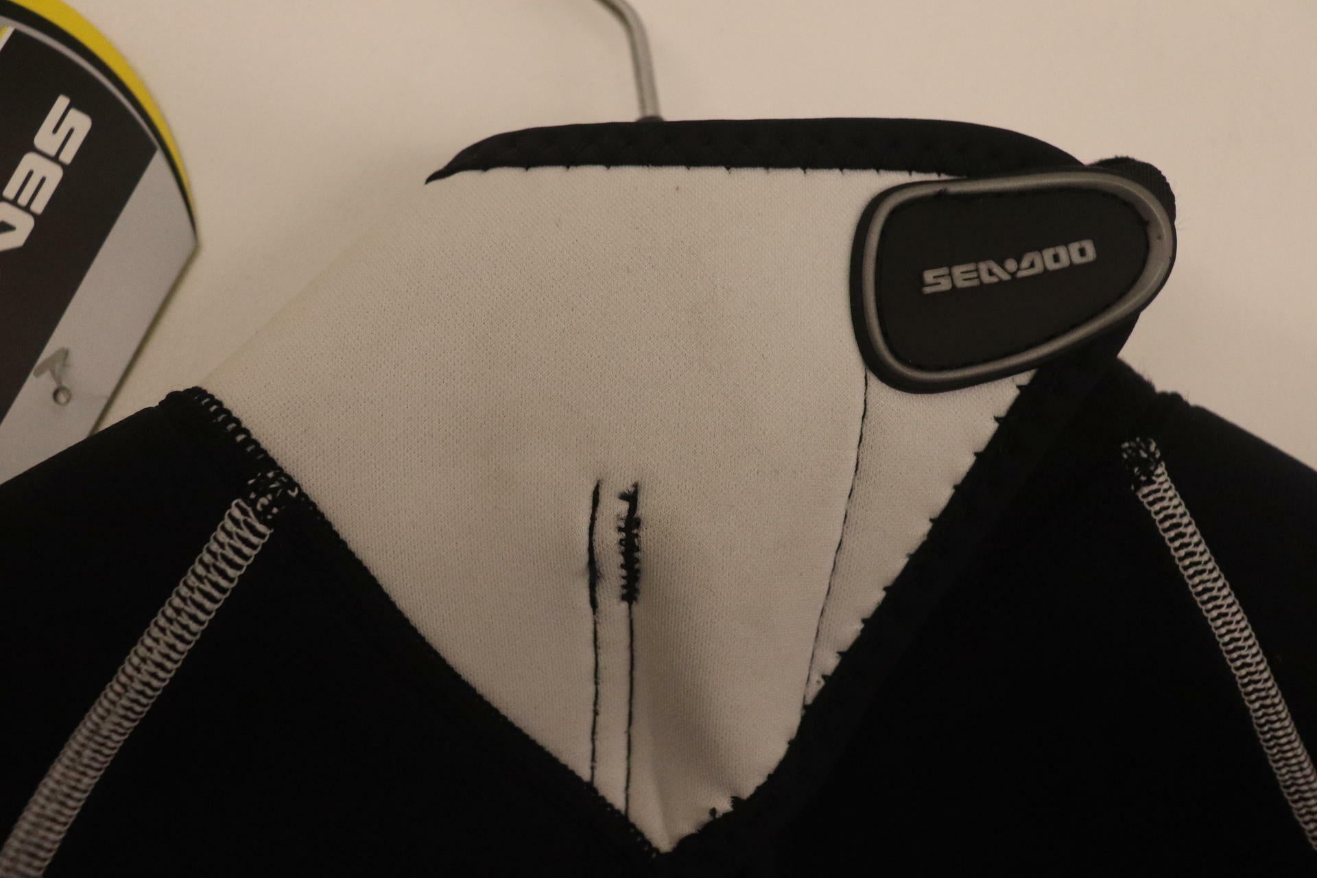 OPEN BOX - Sea-Doo Escape Shorty Wetsuit Neoprene - WOMENS X-SMALL - 2867230201