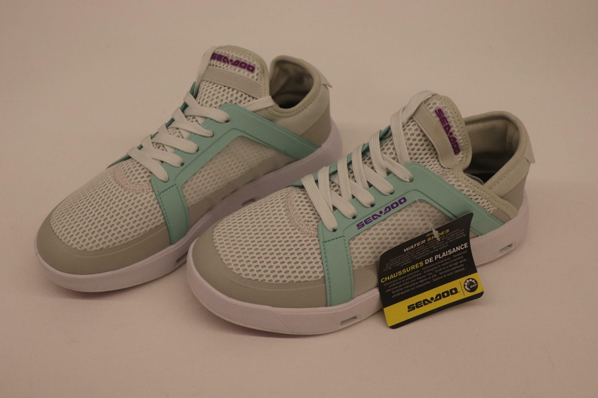 Sea-Doo Water Shoes Unisex Size 7 Grey Purple Teal 4442592709 - Open Box