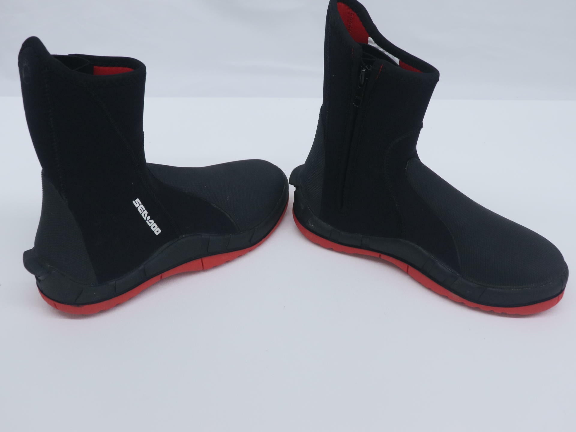 OPEN BOX - Sea-Doo Neoprene Booties Water Shoe - Unisex ADULT sz9 - 2867022990