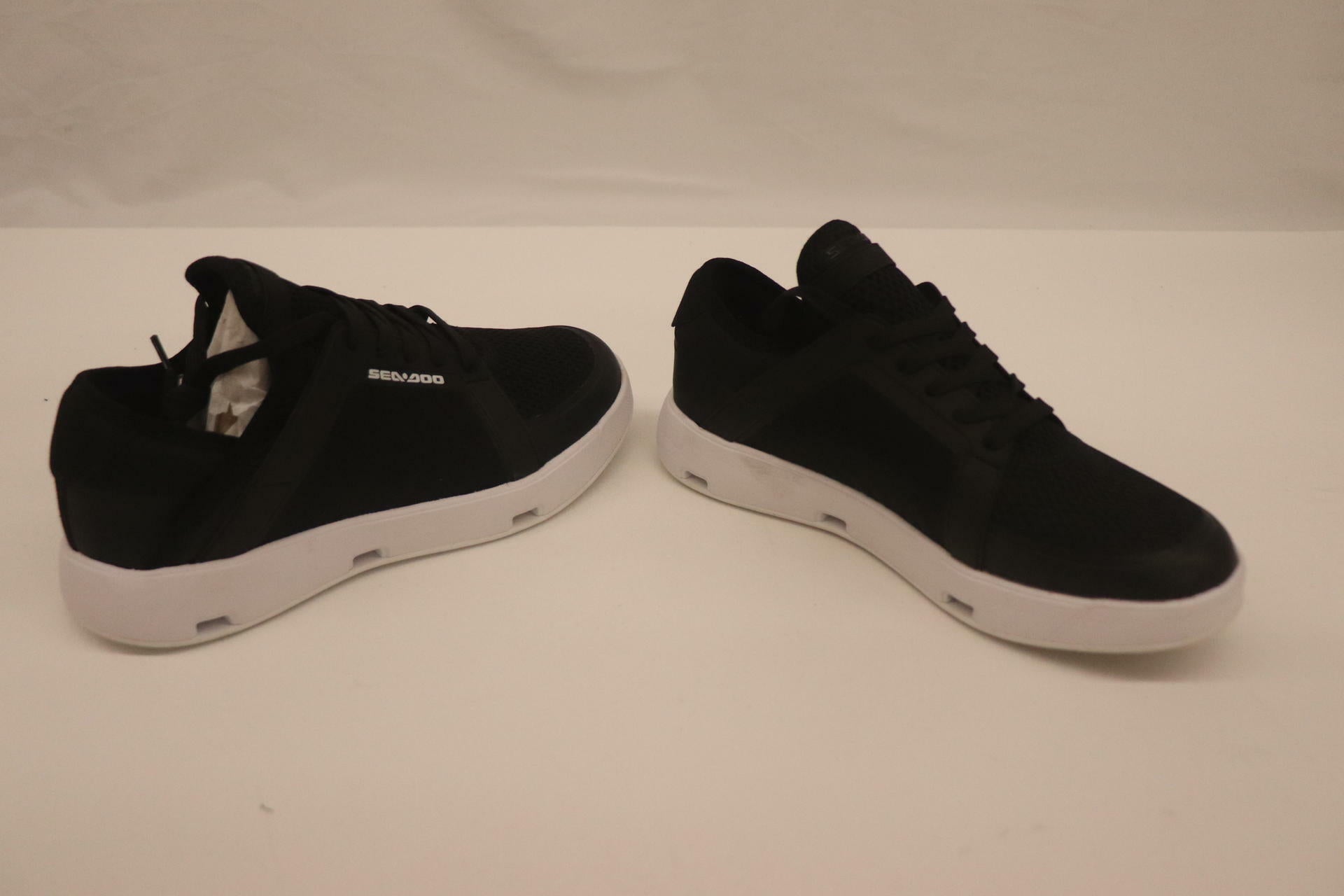 OPEN BOX - Sea-Doo Water Shoes BLACK - Unisex sz7 - 4442592790