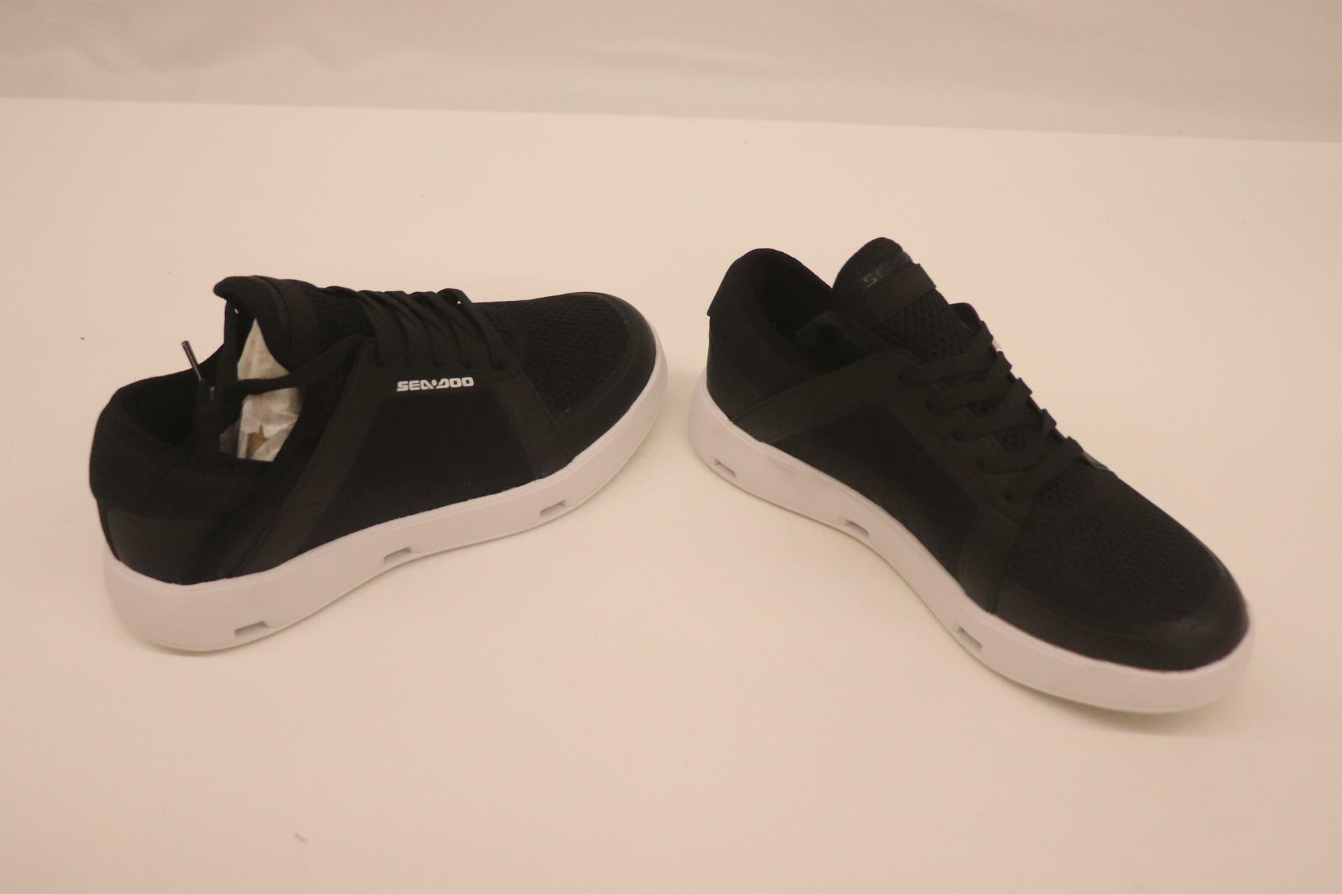 OPEN BOX - Sea-Doo Water Shoes BLACK - Unisex sz7 - 4442592790