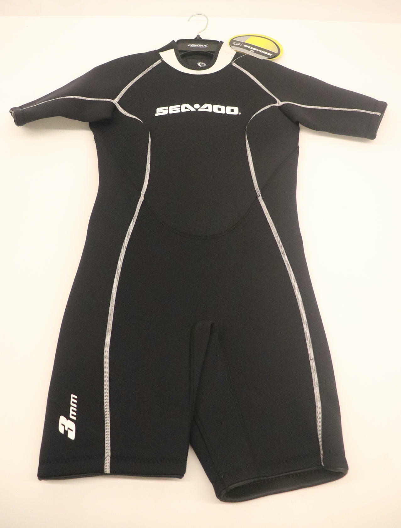 Sea-Doo Womens Escape Shorty Neoprene Wetsuit Medium 2867230601 - Open Box