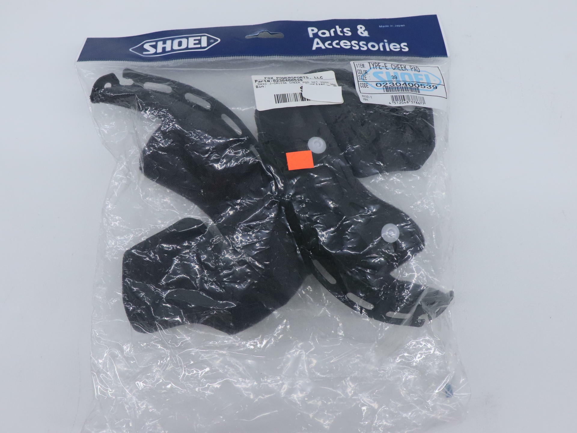 Shoei Cheek Pads Set 39mm - J-Cruise Helmet - 0230400539 - Open Box