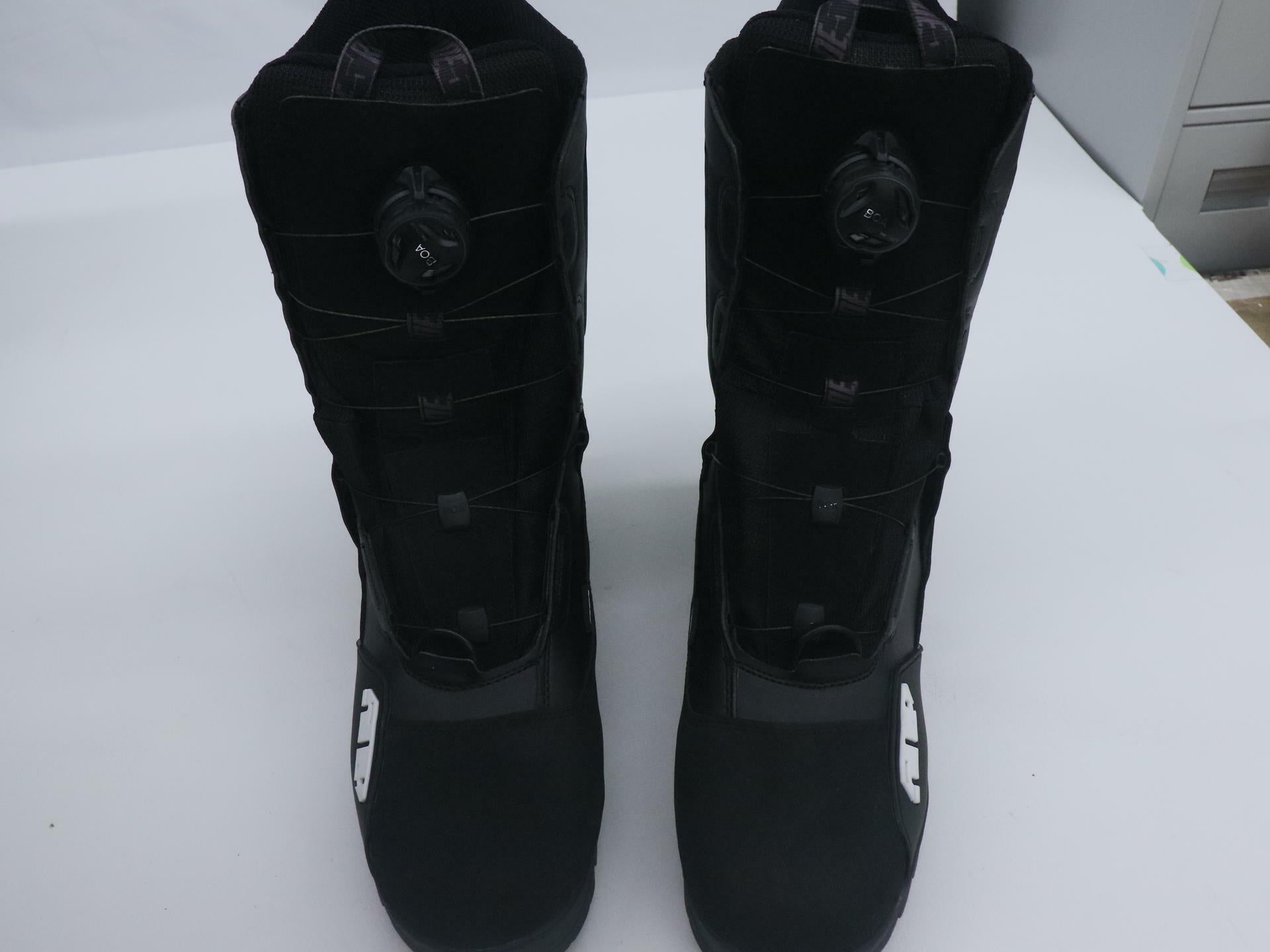 509 Raid Boot Double Boa Snow Black Ops MENS sz13 - F06000101-013-051 - Open Box