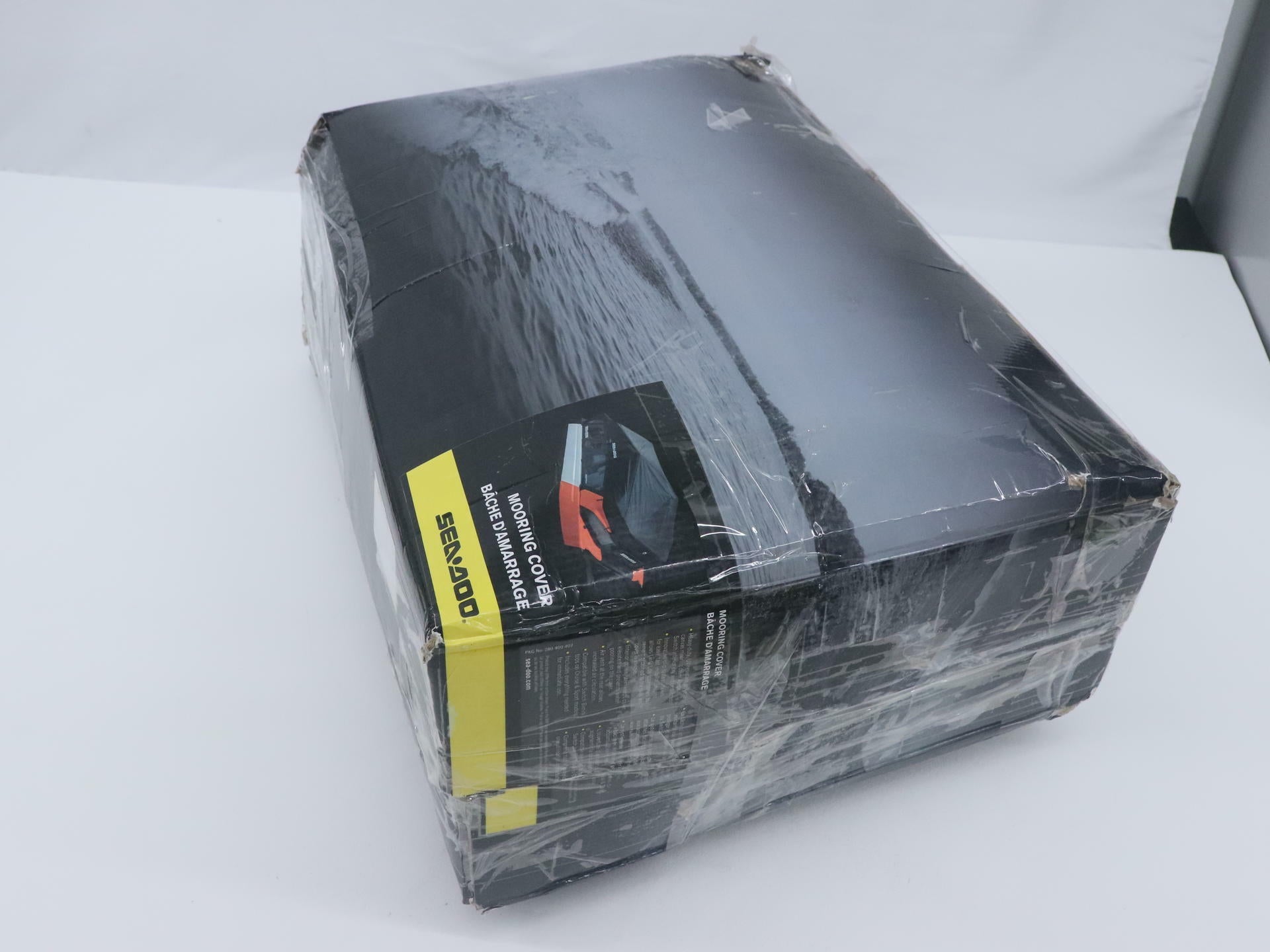 Sea-Doo Switch Sport 18 Pontoon Boat Mooring Cover OEM 295101080 - Open Box