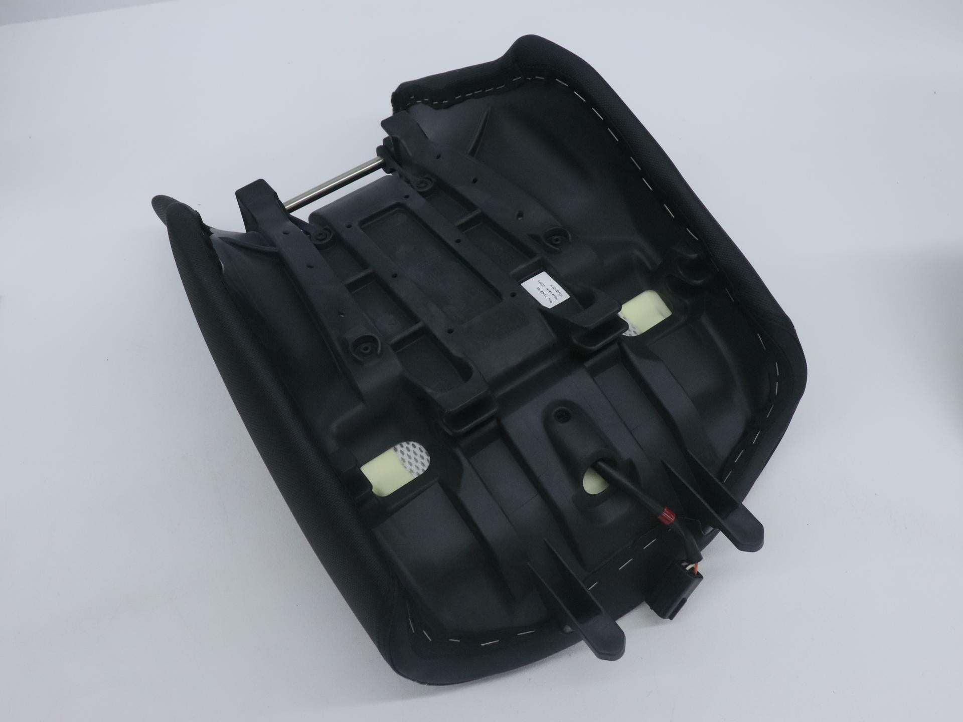 OPEN BOX - OEM Triumph Heated Rider Seat Assy w/Switch - A9708194