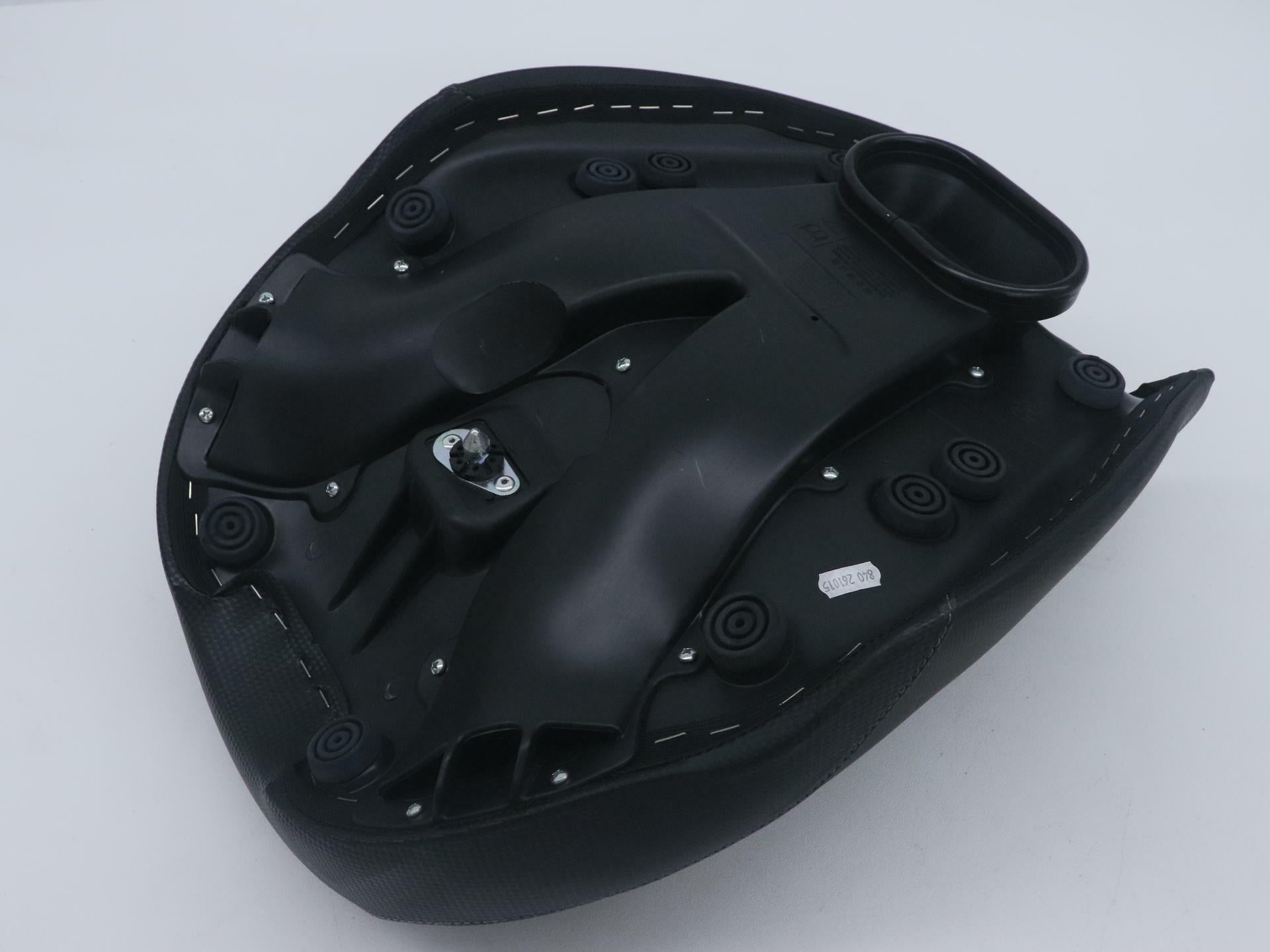 OEM Triumph Rocket III Front Seat Assembly Black 06-22 T2303986 - Open Box