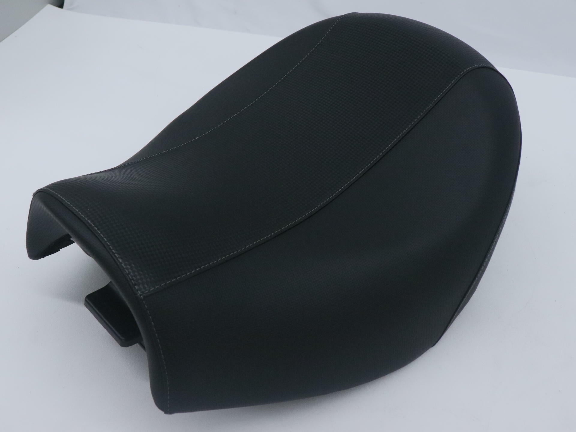 OPEN BOX - OEM Triumph Front Seat ASSY Black - 06-22 Rocket III - T2303986