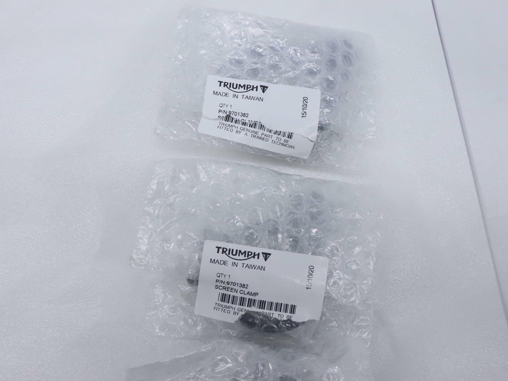 OPEN BOX - OEM Triumph Longhaul Windscreen Kit CLEAR Roadster - A9700379