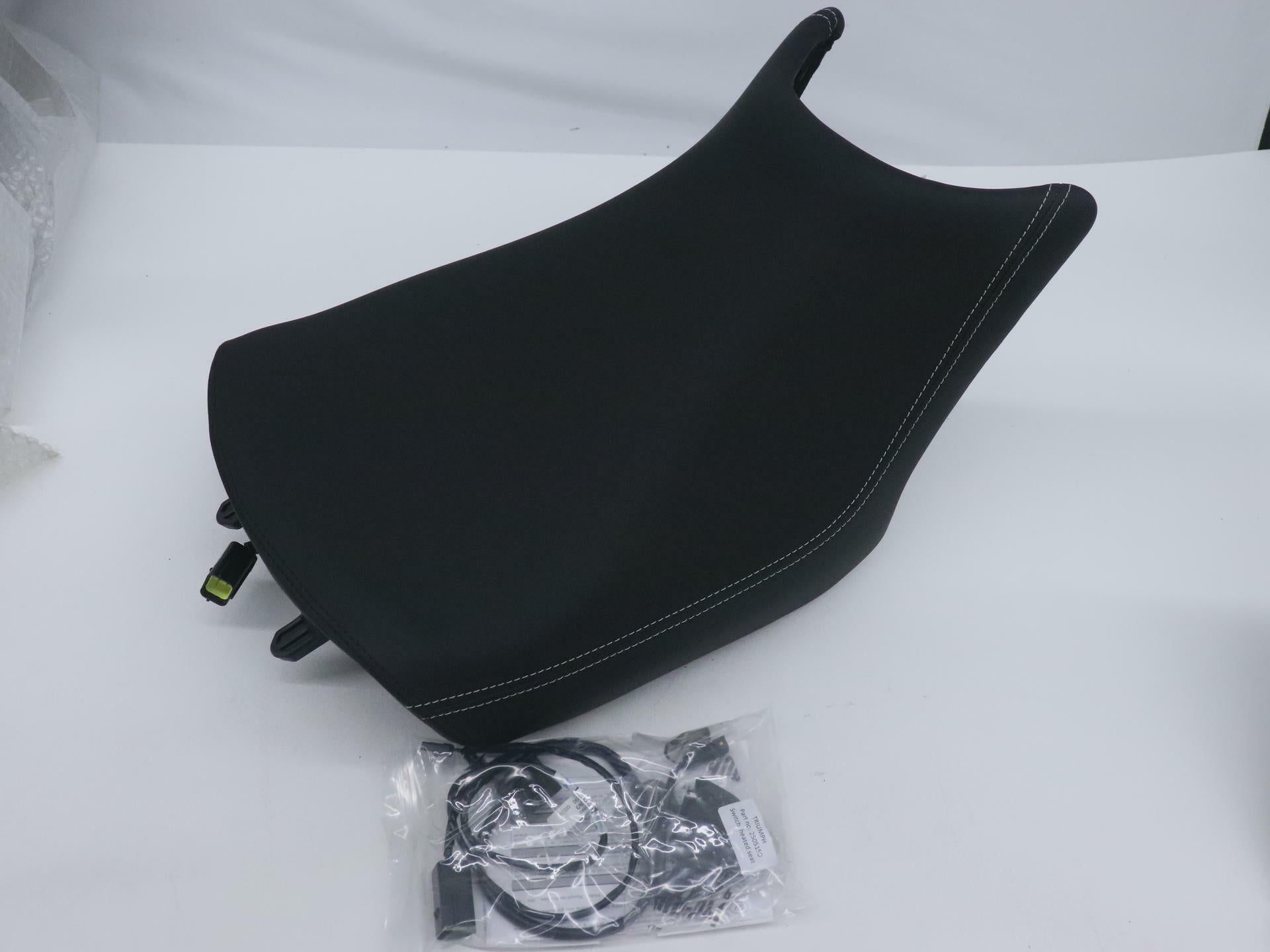 OEM Triumph Heated Rider Seat Assy w/Switch - A9708194 - Open Box