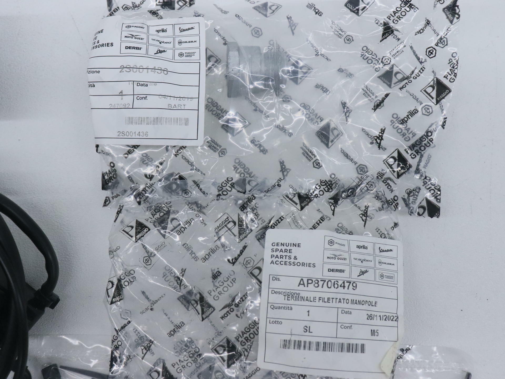 OPEN BOX - OEM Moto Guzzi Heated Grip Set Kit- V100 Mandello Stelvio - 2S002029