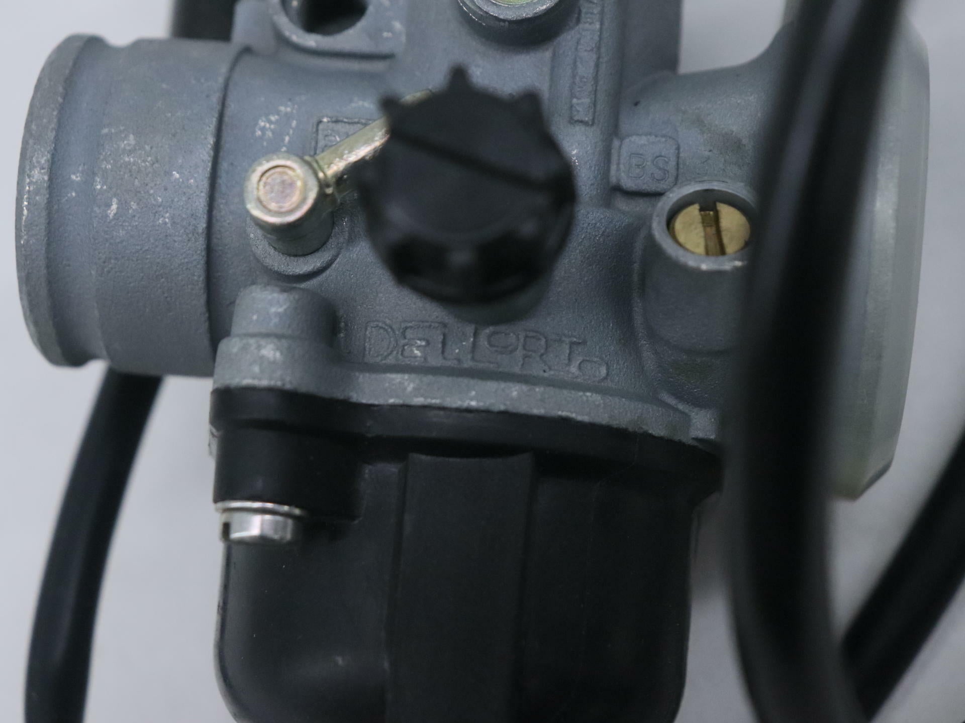 OPEN BOX - OEM Vespa Carburetor Carb Assy - 99-05 ET4 150 - CM111205