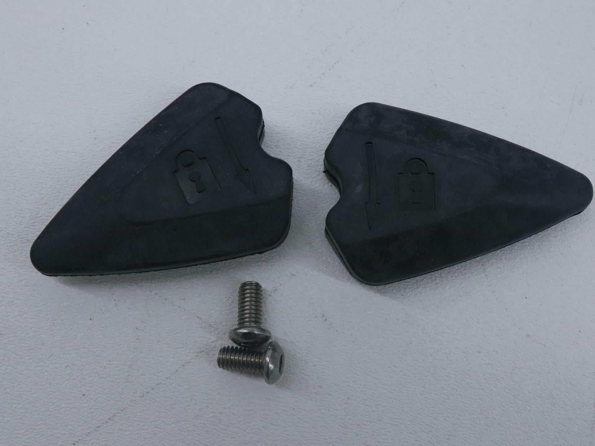 OPEN BOX - OEM Indian 12" Sissy Bar Quick Release Passenger Chrome - 2879725-156