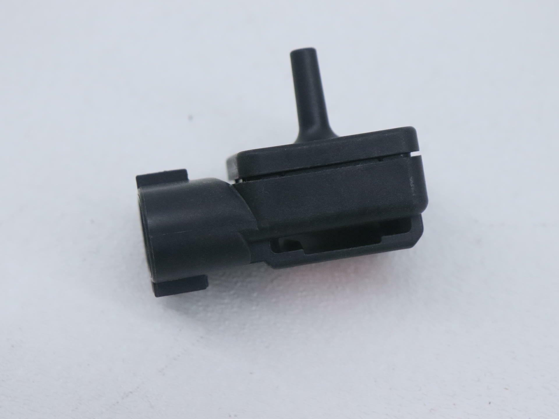OPEN BOX - OEM Suzuki Air Pressure Sensor Unit - GSXR1000 SV100S - 15620-10G00