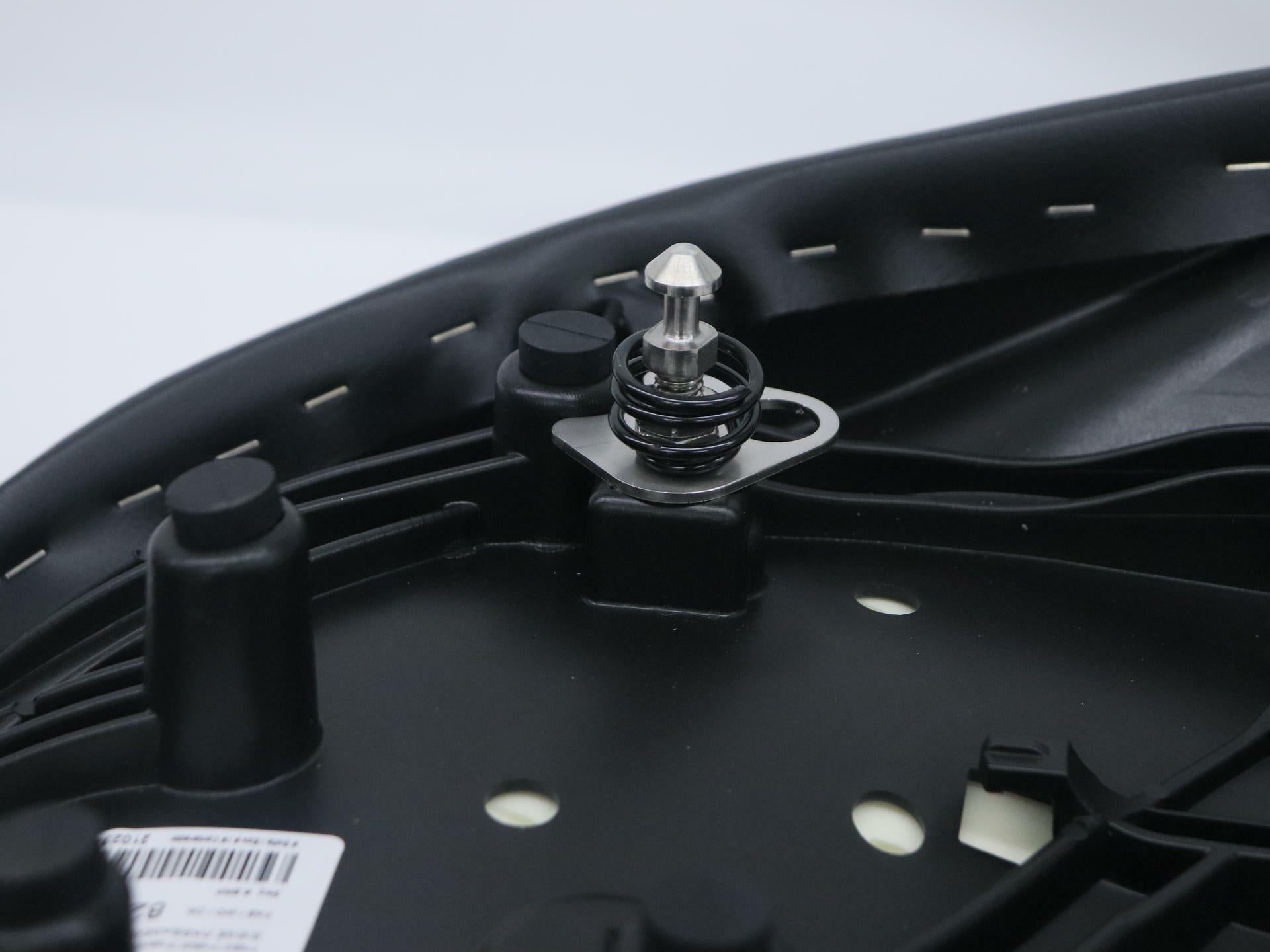 OPEN BOX - OEM Can-Am Vinyl Seat Coast-To-Coast - 15-19 Spyder F3 - 219400602