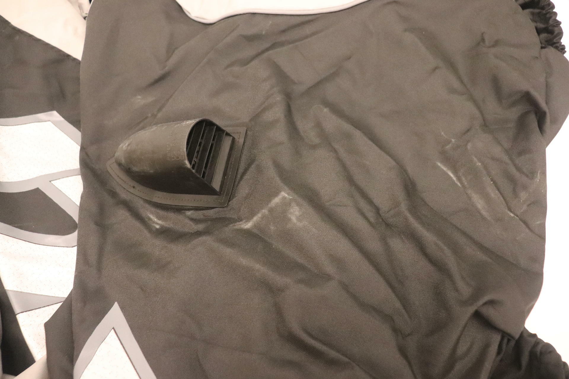 OPEN BOX - OEM Kawasaki Vacu-Hold JetSki Cover- 04-12 STX-15 Models - W99995-470