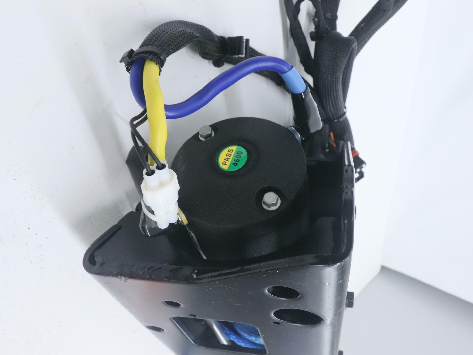 OPEN BOX - OEM Polaris Pro HD 4,500lb Winch Rapid Recovery- RZR PRO XP - 2883758