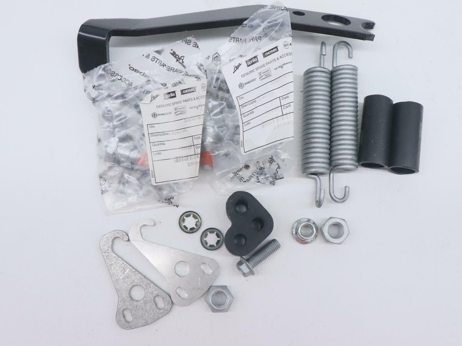 OEM Moto Guzzi Center Stand Kit - V85 e5+ & V85 TT - 2S001322 - Open Box
