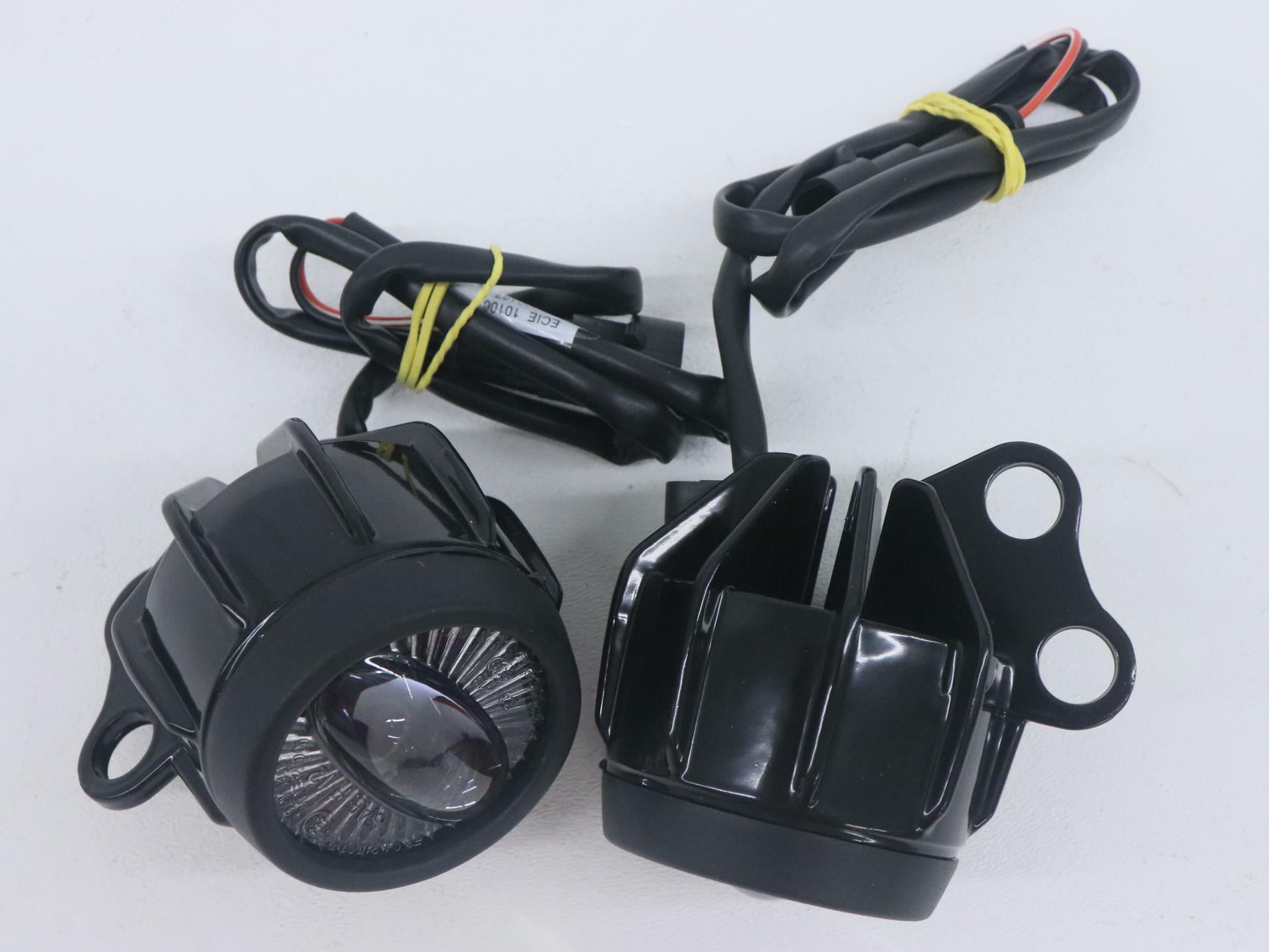 Moto Guzzi OEM LED Fog Light Kit V85 Tuareg 660 Rally 607113M - Open Box