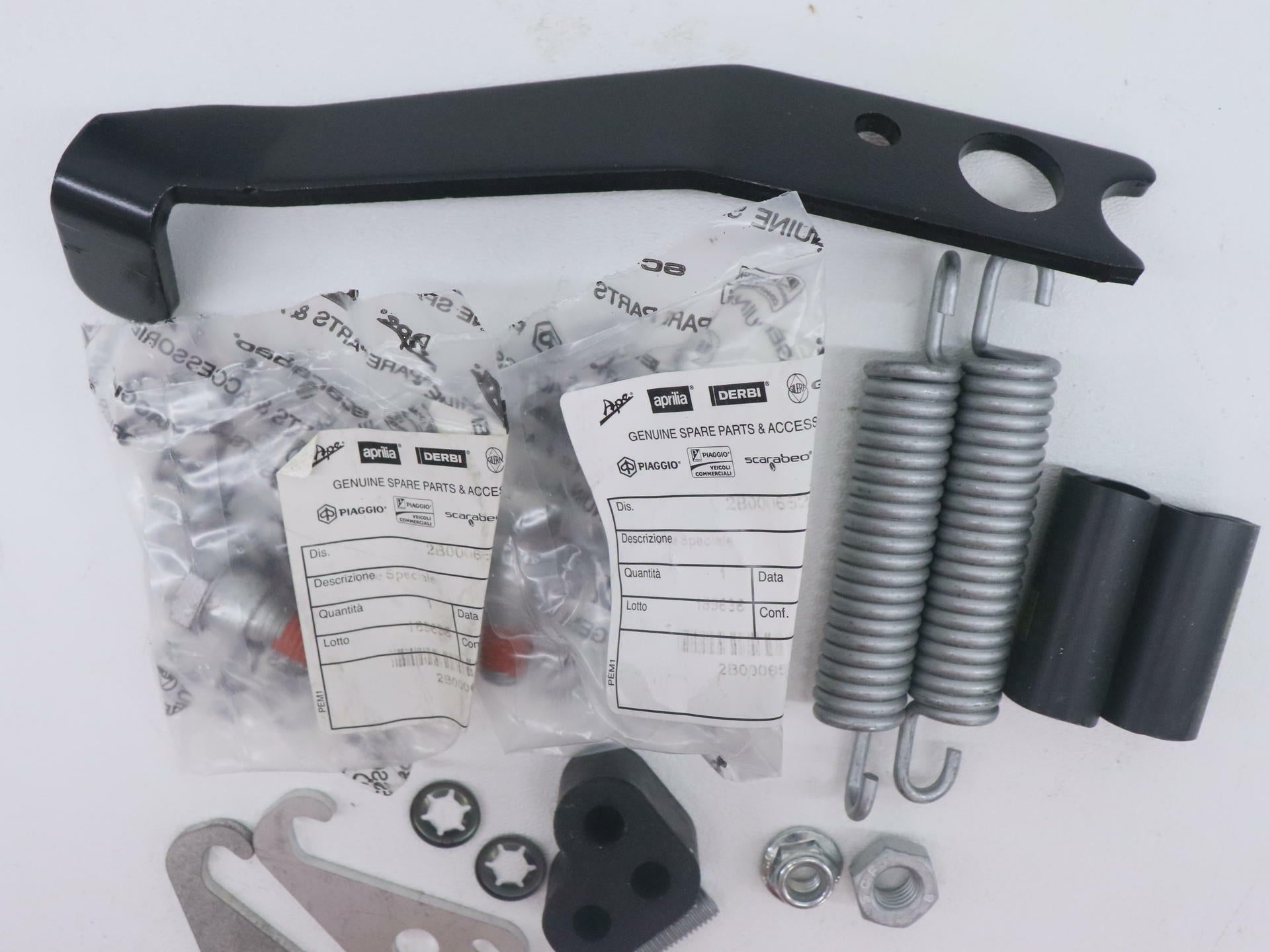 OEM Moto Guzzi Center Stand Kit - V85 e5+ & V85 TT - 2S001322 - Open Box