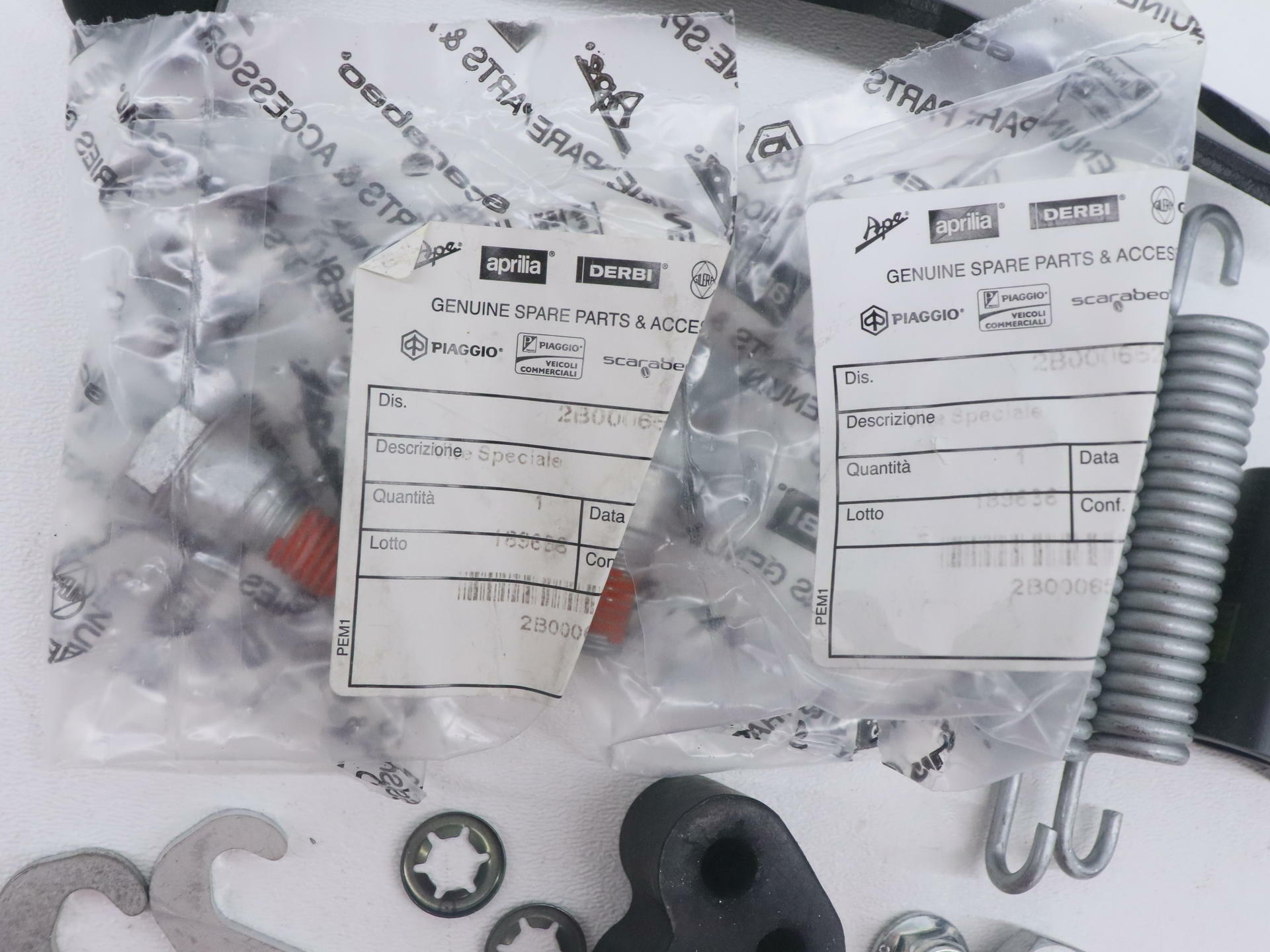 Open Box - OEM Moto Guzzi Center Stand Kit - V85 e5+ & V85 TT - 2S001322