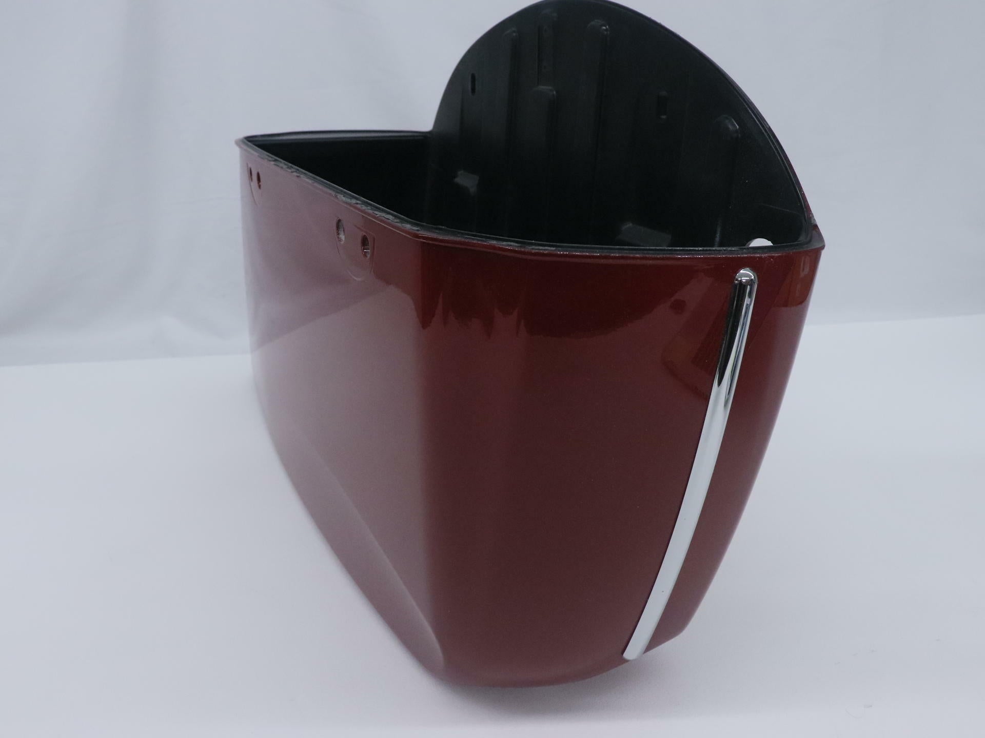 OPEN BOX - OEM Indian Saddlebag RIGHT Side RED 2014 Chief Chieftain- 5450739-639