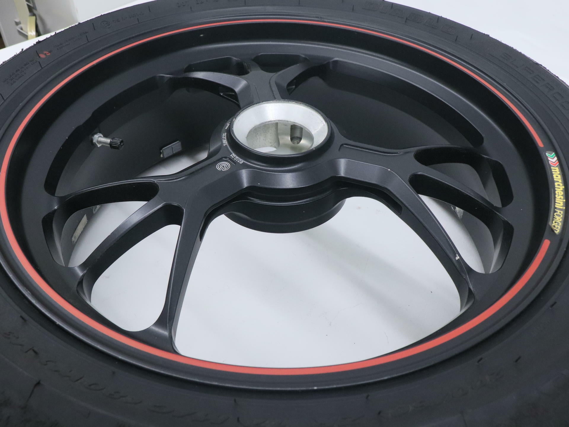 OPEN BOX - Ducati REAR Wheel Rim Marchesini - 12-17 Panigale 1199 - 50221501AB