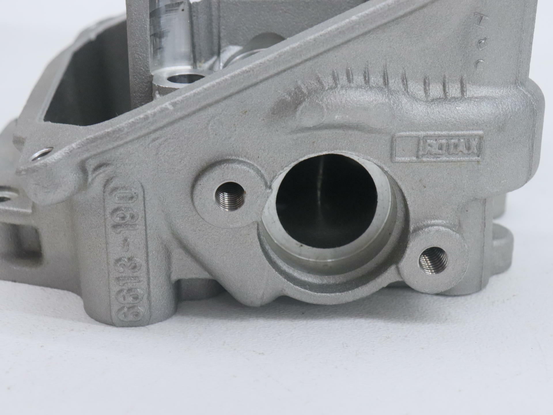 OEM Can-Am Rally 175 Cylinder Head 2003 2004 420613110 - Open Box