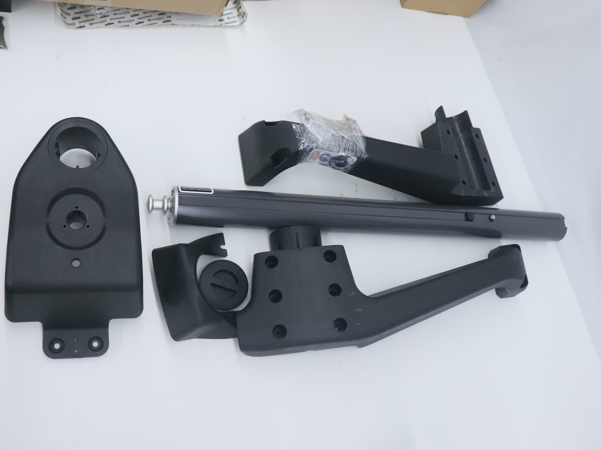 OEM Sea-Doo Switch Pontoon Wake & Ski Pylon 295100971 Tow Bar - Open Box
