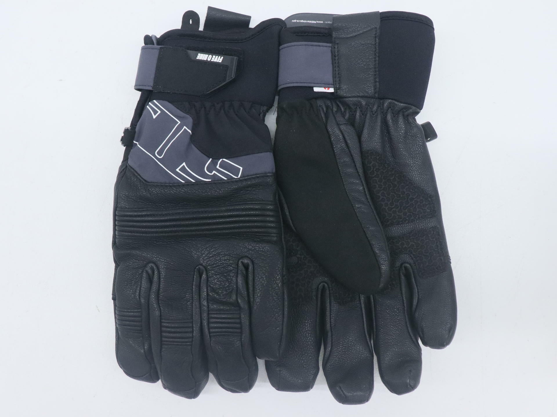 509 Free Range Winter Gloves Black Medium F07001000-130-001 - Open Box