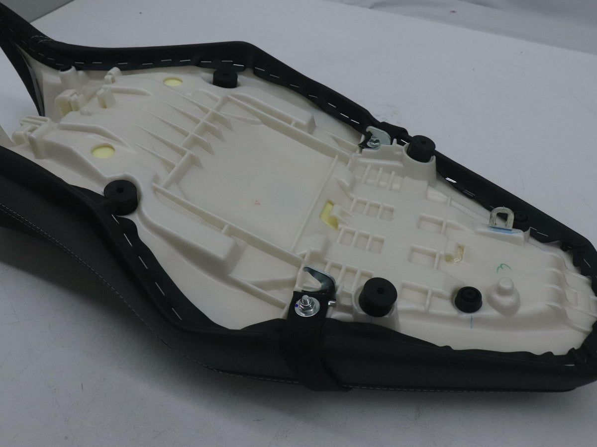 OEM Yamaha Comfort Saddle Seat Assy 18-20 MT09 - BS2-F47C0-T0-00 - OPEN BOX