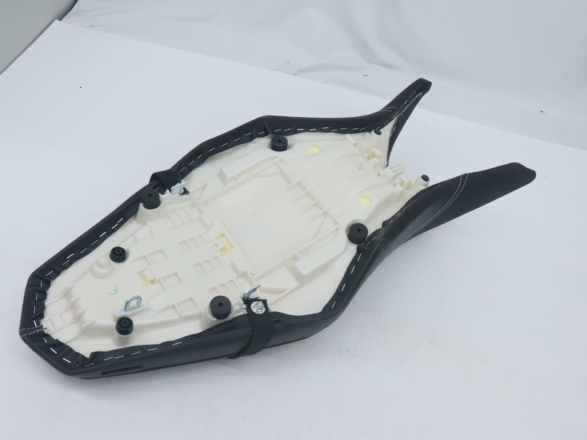 OEM Yamaha Comfort Saddle Seat Assy 18-20 MT09 - BS2-F47C0-T0-00 - OPEN BOX