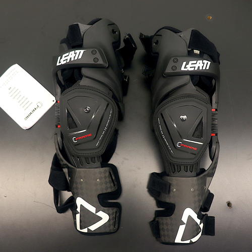 OEM Leatt Pro Carbon C Frame Knee Brace | Left & Right | Size: Large - XL |