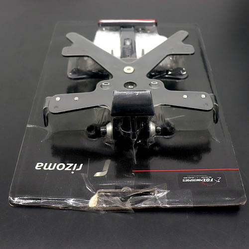 OPEN BOX OEM Rizoma License Support Plate Tail Tidy | Yamaha MT-09 | PT214B