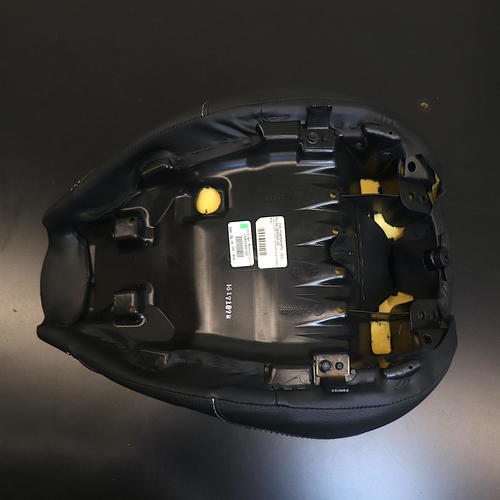 OPEN BOX OEM Indian Motorcycle Driver Seat | Black Leather | 2686580-02